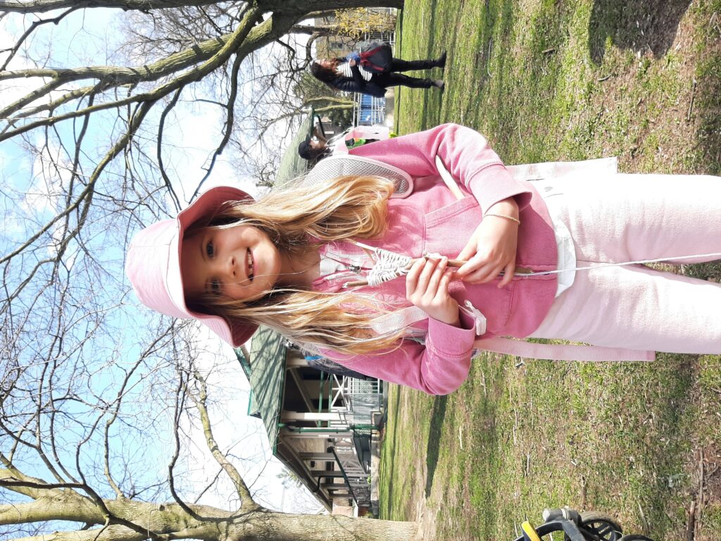 sos kid with nature loom